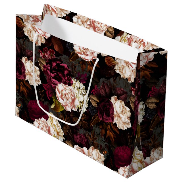 Blommor från Lush baroque antique peony på svart (Framsidan Vinklad)