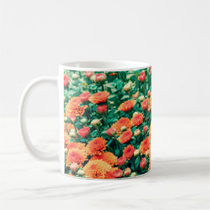 blommor i trädgårdshöst, bakgrund, kaffemugg