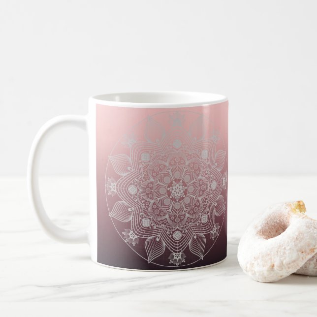 Blommor, Löv, vit Snöre Blommigt Mandala på Rosa Kaffemugg (Med munk)