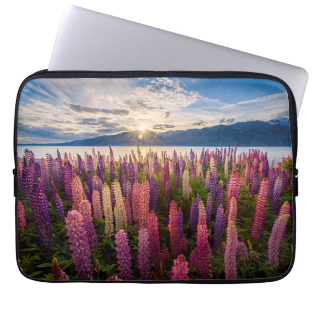 Blommor | Lupiner Nya Zeeland Laptop Fodral (Framsidan)