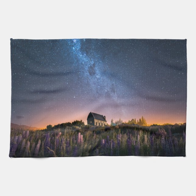 Blommor | Lupines Blooming Sjö Tekapo Nya Zeeland Kökshandduk (Horisontell)
