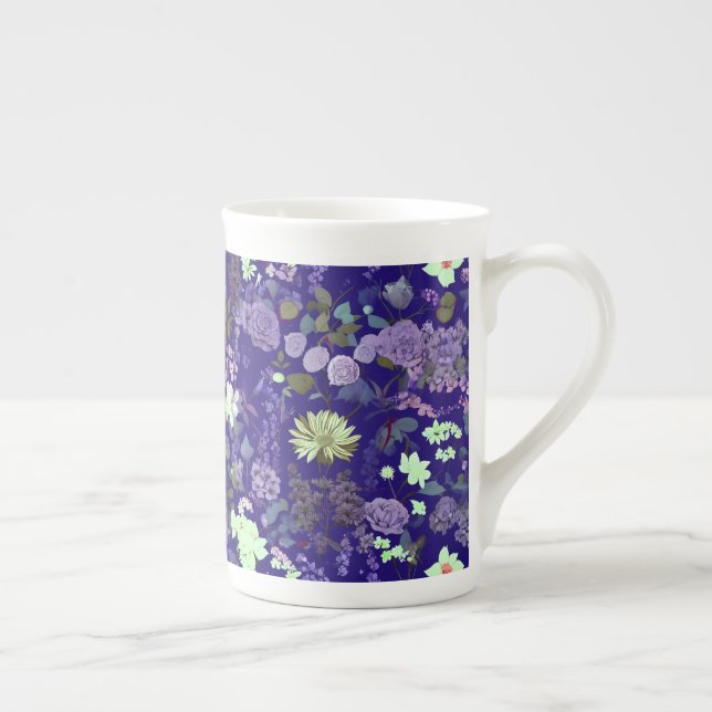 Blommor med elegant och mystisk atmosfär benporslin mugg (Höger)