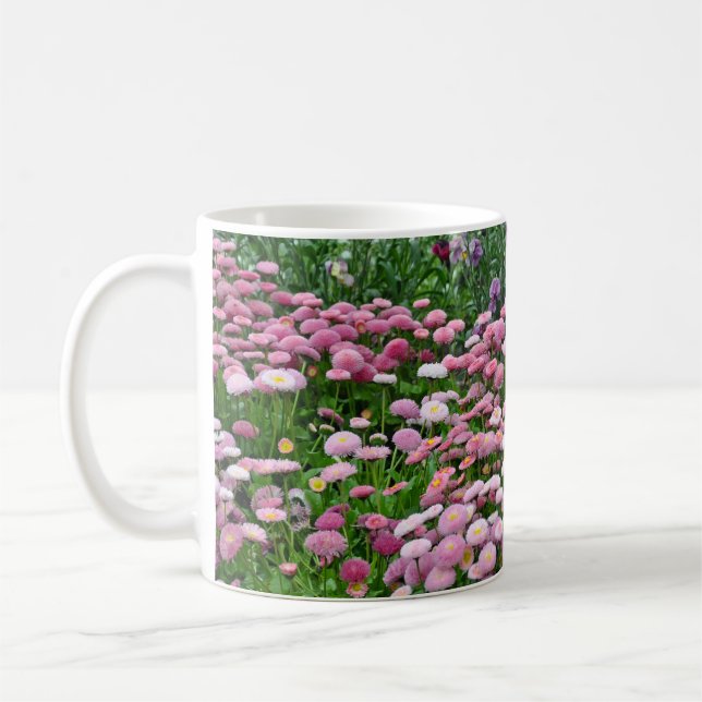 Blommor med rosa-knapp kaffemugg (Vänster)
