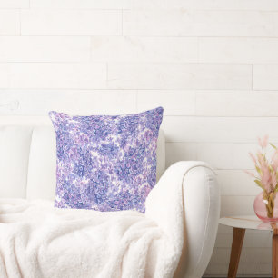 Blommor med violett vattenfärg kudde