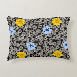 Blommor mönster 19.b. Svart BG Prydnadskudde