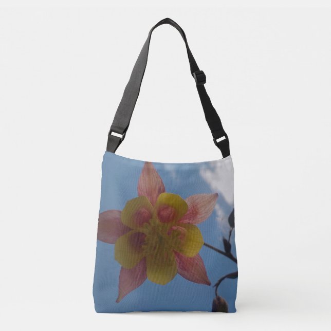 Blommor mot Himmel Crossbody Bag Axelväska (Framsida)