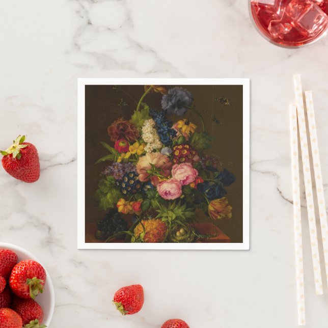 Blommor och ananas på en fläck pappersservett (Insitu)