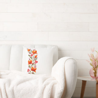 Blommor och bär av vimatisk och elegant orange kudde