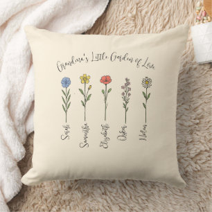 Blommor och barnmorskor - Namn för mormor Kudde