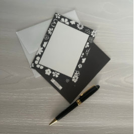 Blommor och Grått av blommor och fjärilar från Mön Anteckningskort