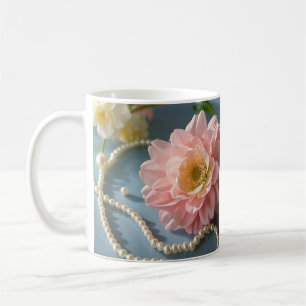 Blommor och pärlor av elegant kaffemugg