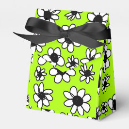 blommor på grönten presentaskar