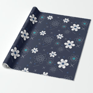 Blommor under midnatt som omsluter pappra presentpapper