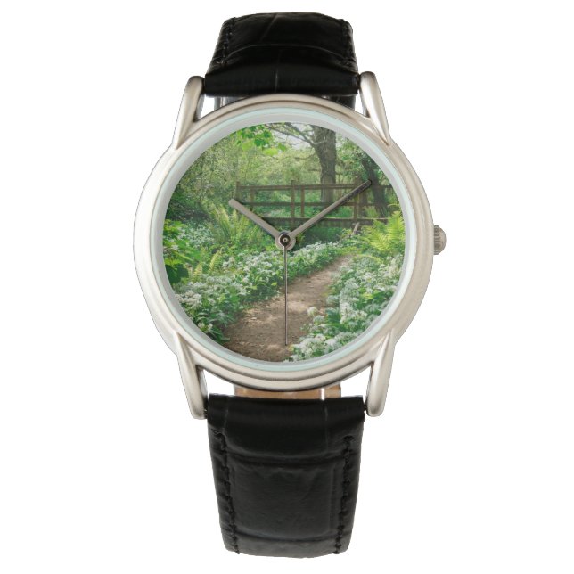 Blommor | Vitblommor i skogen Armbandsur (Framsida)