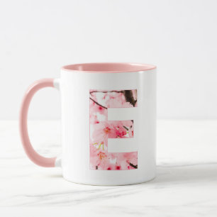 Blomstermugg med initialbokstaven E Personligt n Mugg