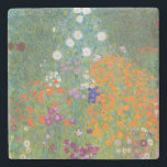 Blomsterträdgård (av Gustav Klimt) Stenunderlägg<br><div class="desc">Denna formgivning präglas av den österrikiska konstnären Gustav Klimt (1862-1918). Det är en bild av en vacker blomsterträdgård i Klimts typiska imponerande stil. Blommorna ser nästan ut som om de flödar och det är omöjligt att inte känna sig upplyst av sin skönhet. Det ursprungliga arbetet slutfördes 1907 och dess tyska...</div>