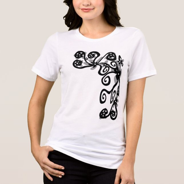 Blomström i svart t shirt (Framsida)