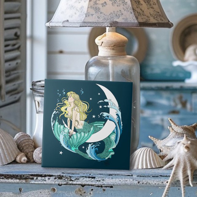 Blond Havfrue Halvmåne Fantasy Art Deco Kakelplatta (Skapare uppladdad)