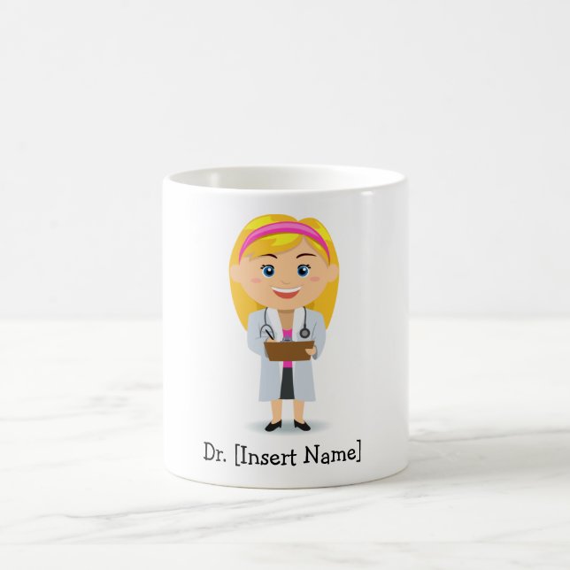 Blond kvinnlig doktor för personlig kaffemugg (Center)