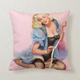 Blond pinupflicka kudde