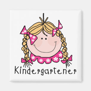 Blonda flickaKindergartenerTshirts och gåvor Magnet
