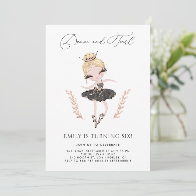 Blonde Ballerina i Svart Dress Glitter-födelsedage Inbjudningar (Stående Fram)