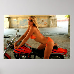 Blonde Biker Babe i Bikini Poster