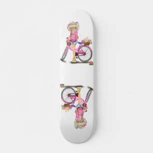 Blonde Girl Skateboard med Rosa Bike