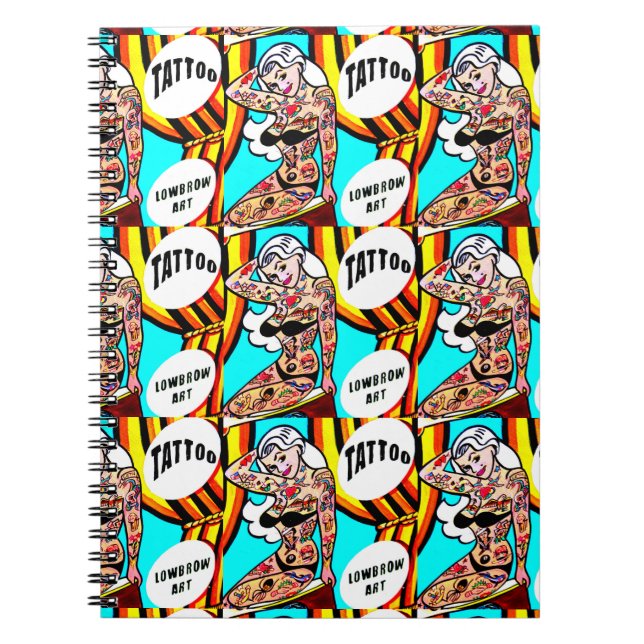 blonder med tatueringar anteckningsbok (Framsidan)