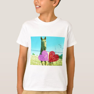 Blonhäst och Rosa- och rödhjärter T-shirt