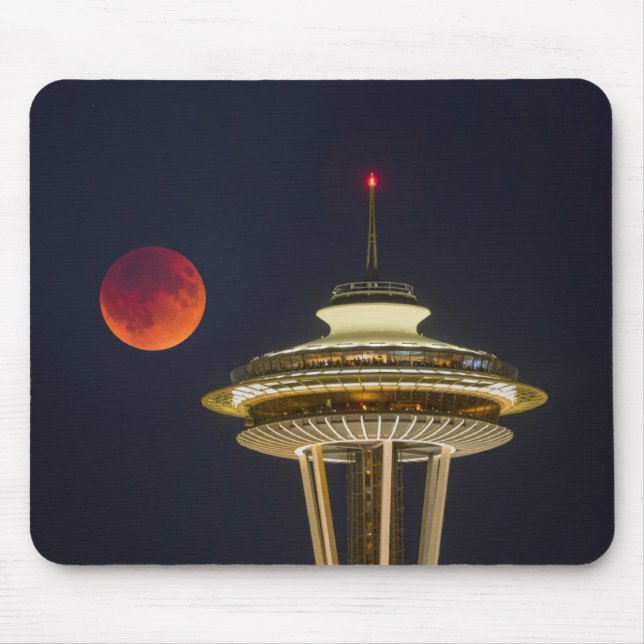 Blood Moon | Seattle Space Needle Musmatta (Framsidan)