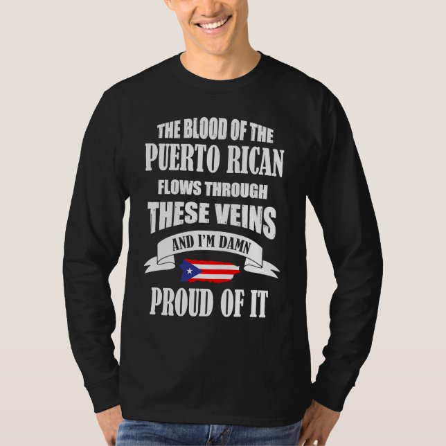 Blood of the proud puerto rican flows through thes t shirt (Framsida)