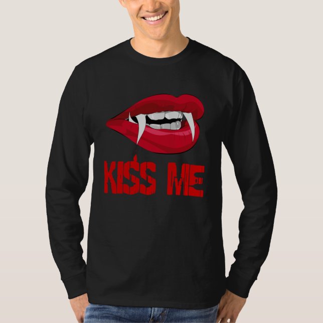 Blood Red Vampire Lips Halloween Kiss Me T Shirt (Framsida)