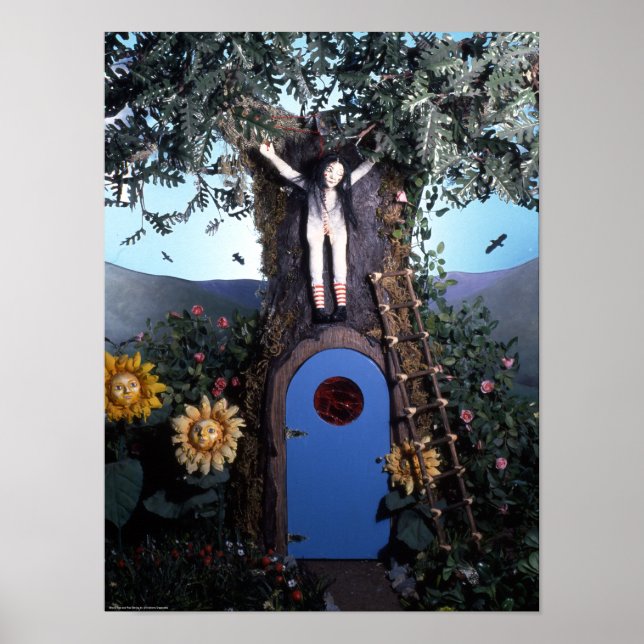 Blood Tea och Red String Doll i Träd Skriv ut Poster (Framsidan)