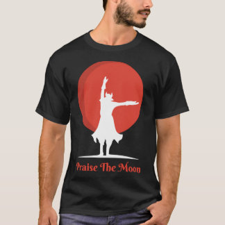 Bloodborne - höj Måne Essential T-Shirt