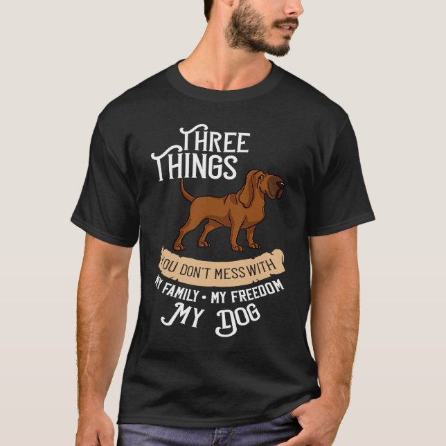Bloodhound Dog  Puppies Owner T Shirt (Framsida)