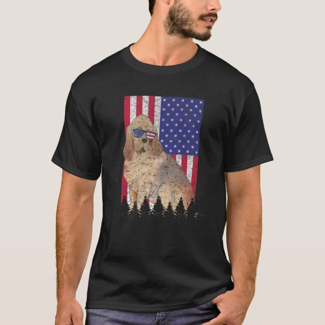 Bloodhound Patriotic Hund USA Pride American Flagg T Shirt (Framsida)