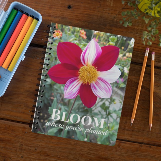 Bloom där du är planerad Blommigt för offert Anteckningsbok (In Situ)