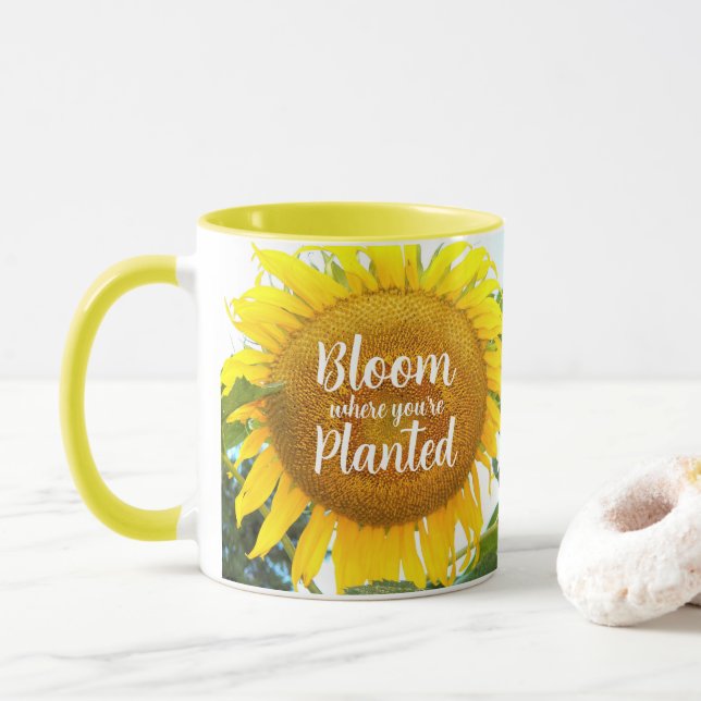 Bloom där du är planerad Gult Solros Mugg (Med munk)
