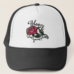 Bloom där du planterar röd ros Garden Keps