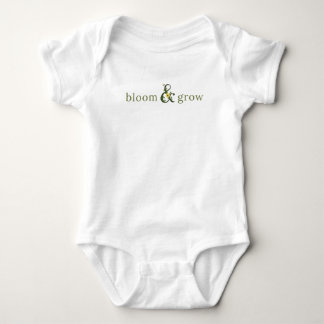 Bloom & Grow naturgård barnkläder T Shirt