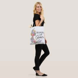 Bloom med Grace Elegant Blommigt Woman Silhouette Tygkasse