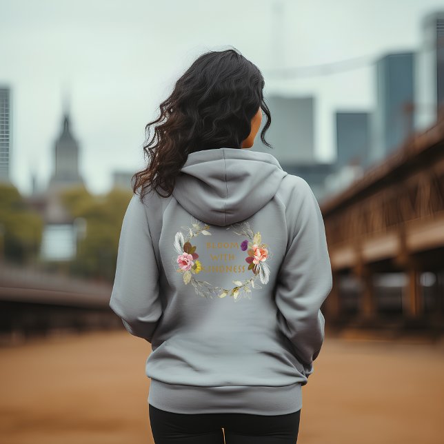 Bloom med kändishet T-Shirt för kvinnor och barn (Skapare uppladdad)