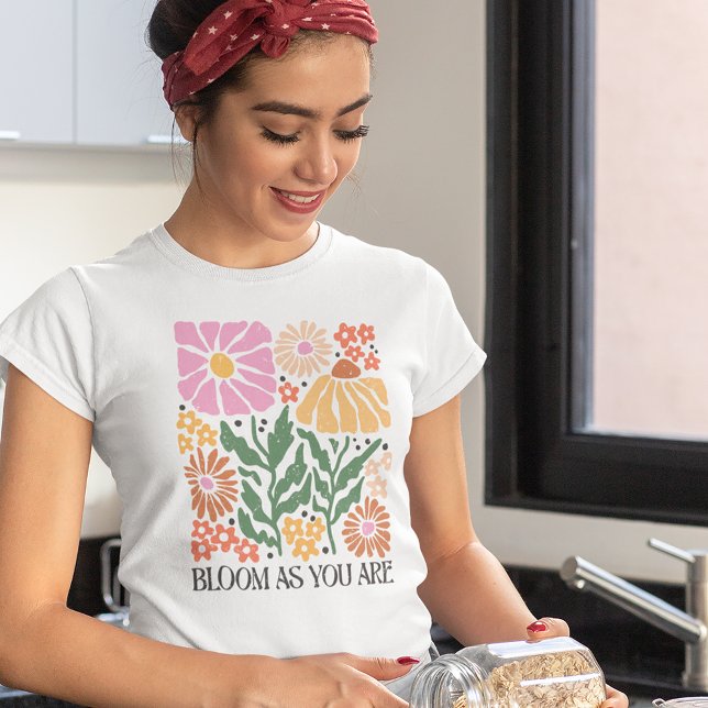 Bloom när du är Boho Blommigt-inspirationsoffert T Shirt (Skapare uppladdad)