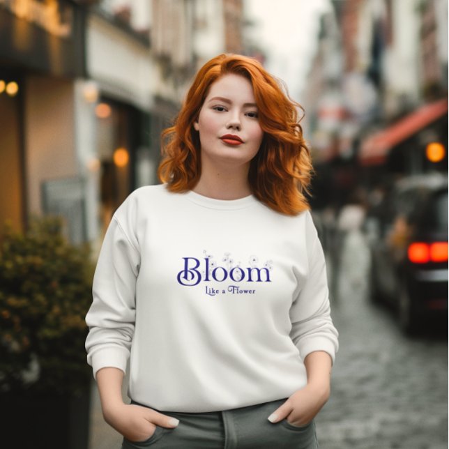 Bloom som en blommande inspirationstyp t shirt (Skapare uppladdad)