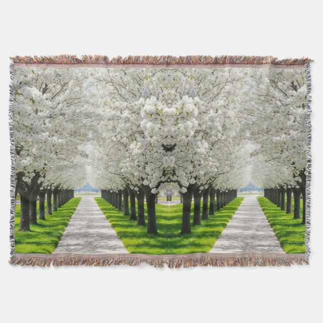 "Bloom Trail Dreams - Tranquil Pathway" Filt (Framsidan)