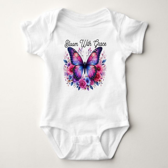 Bloom With Grace Fjäril Blommig T-Shirt | Rosa B (Framsida)