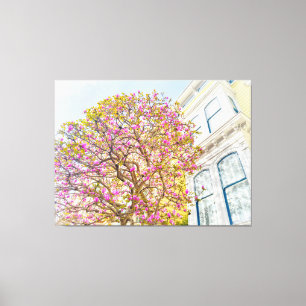 Blooming Magnolia Träd by Victorian House Canvastryck