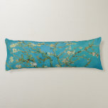 Blossoming Almond Träd av Van Gogh Kroppskudde<br><div class="desc">Blossoming Almond Träd av Van Gogh.
Besök min butik om du vill ha mer intressant design och fler valmöjligheter för färg => zazzle.com/iwheels*</div>