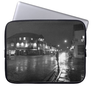 Blöt kväll, Salisbury Road Cardiff (1) Laptop Sleeve